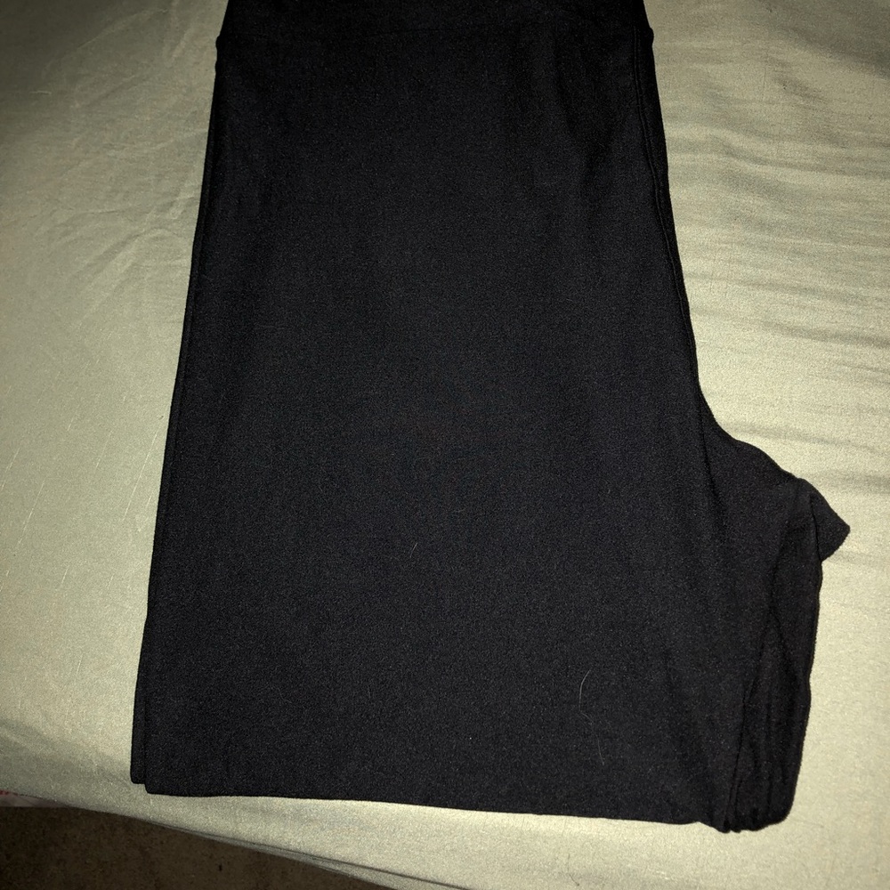 TC2 black leggings